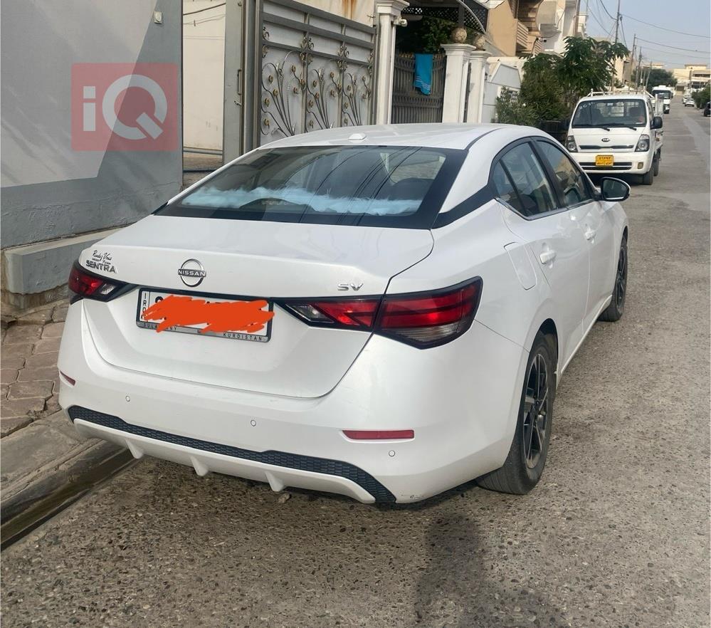 نيسان سنترا